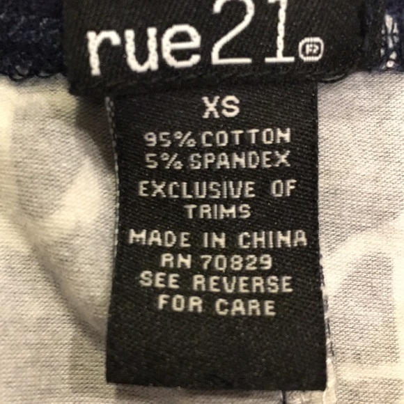 Rue 21 skirt - Picture 2 of 2